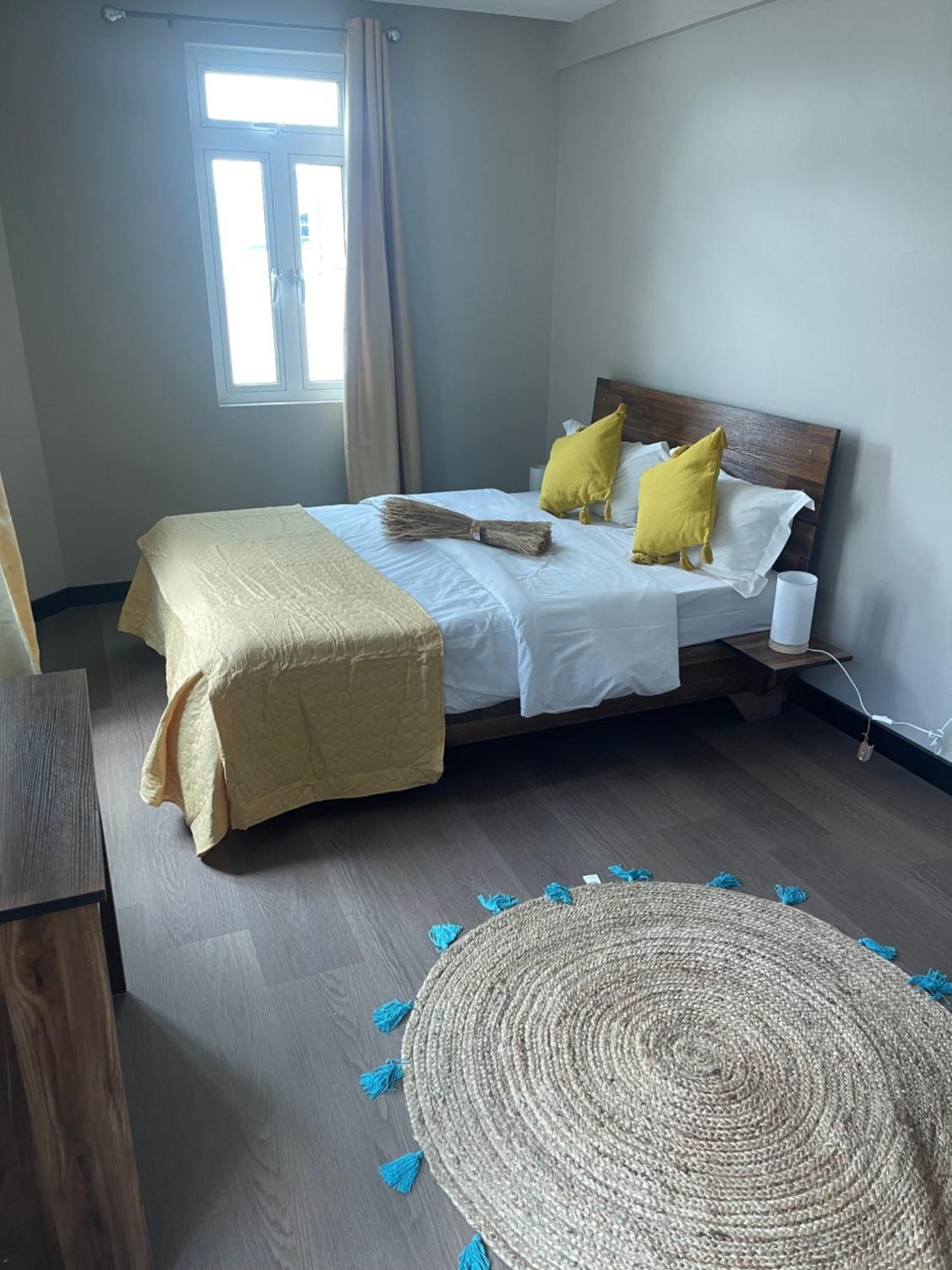 Phoenix Beach Apartments Sea View Flic en Flac Экстерьер фото